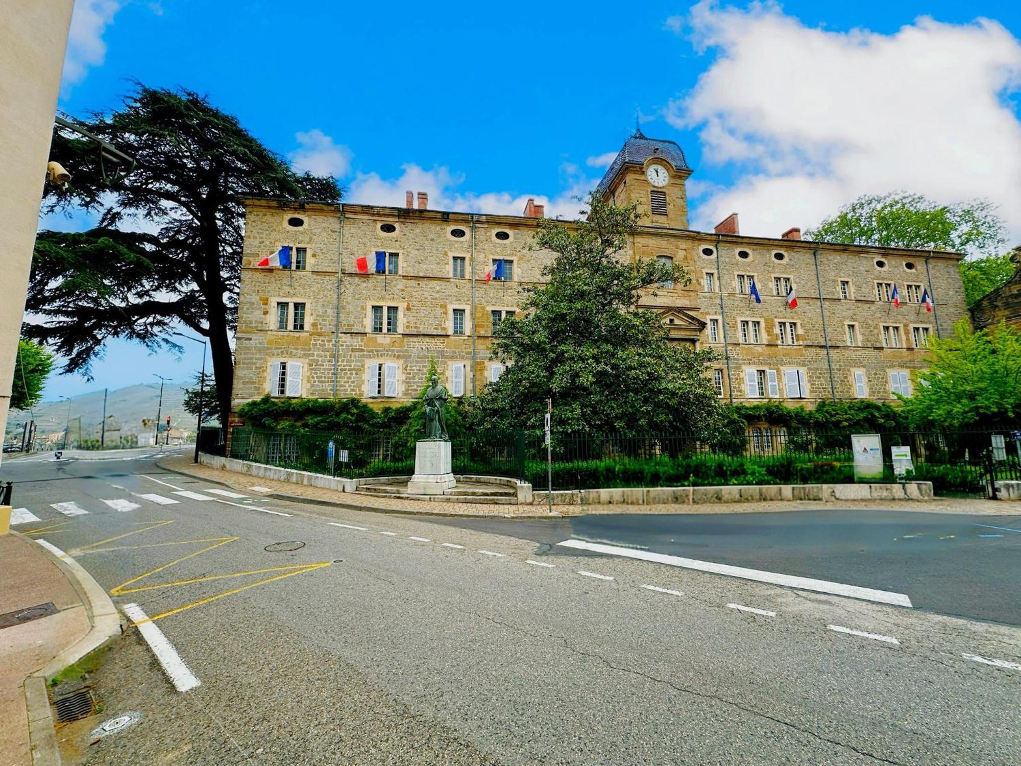 Le Clos Du Rhone - Hypercentre - Wifi Apartman Tournon-sur-Rhone Kültér fotó