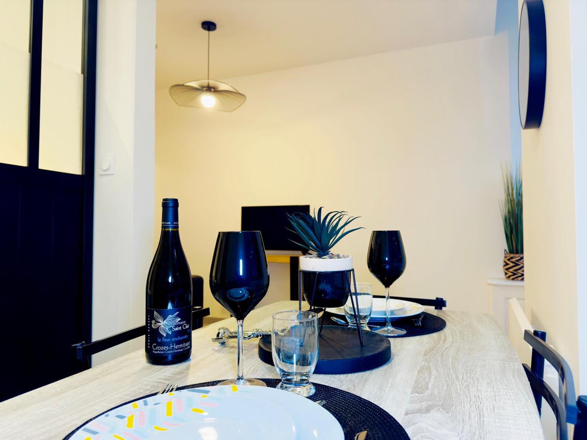 Le Clos Du Rhone - Hypercentre - Wifi Apartman Tournon-sur-Rhone Kültér fotó